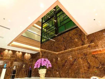 One International Hotel