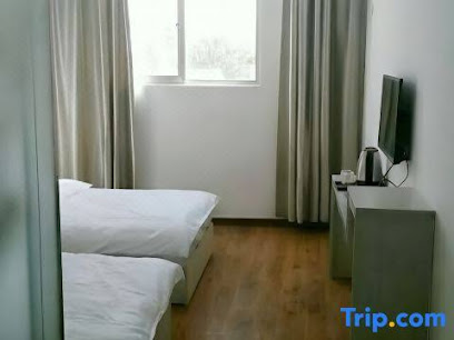 Ejinaqi Jiongjiong Apartment