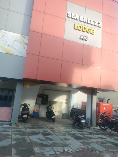 Sea Breezz Lodge