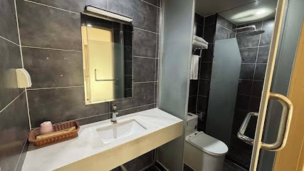 First Sight Hotel,Next to Yingtianmen Imperial City,Provide Airport and High-Speed Rail Station Pickup