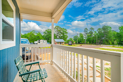 7 Pines Park