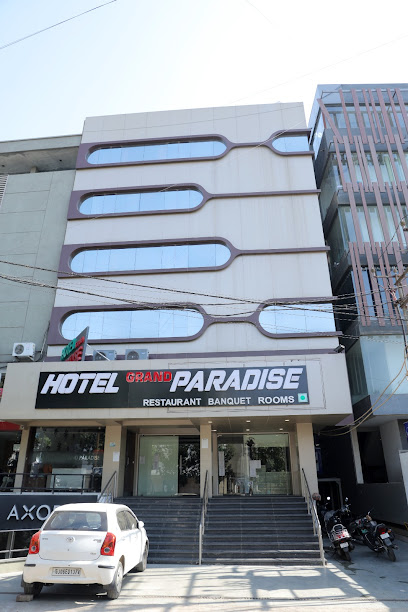 Hotel Grand Paradise