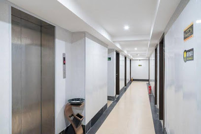 Huafu Business Hotel