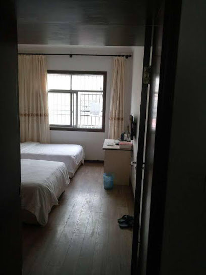 Qianshan Jinhong Hotel