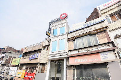 Capital O 70928 Hotel Golden Home