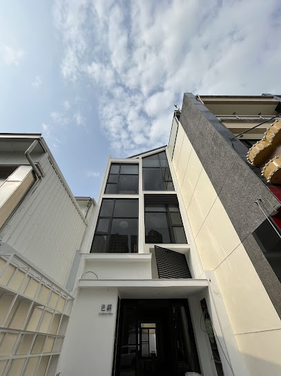 芭驛 8hundredmillion