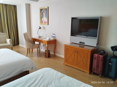 维也纳酒店火车站店