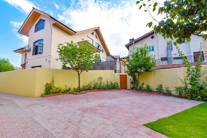 FabHotel The Legend Residency