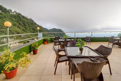 Super OYO Townhouse OAK Hotel Winter Line Inn