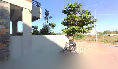 Hotel O Indore Near Omax City 1