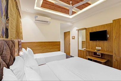OYO Flagship Hotel Premium Villa