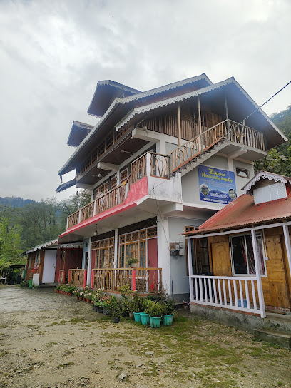 Mayas Homestay