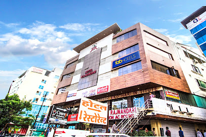 FabHotel Rajnandani Residency - Hotel in Bhanwar Kuan