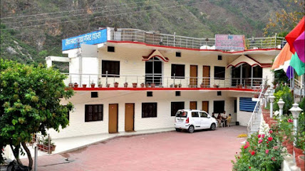 Lata Baba Guest House And Restaurant