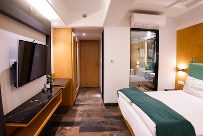 Jain's Hotel Rajhans - Thali Bhojnalya And Restaurant