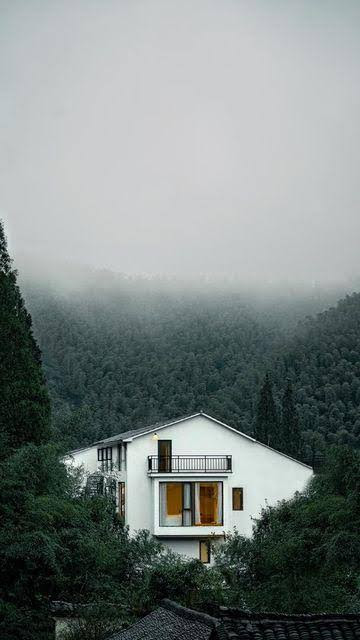 Apricot SENSE. Aesthetic Design of Mogan Mountain Residence
