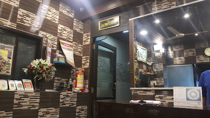 SPOT ON 81163 Hotel Kidmat Bombay