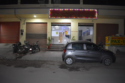 OYO 29398 Hotel Pax Inn