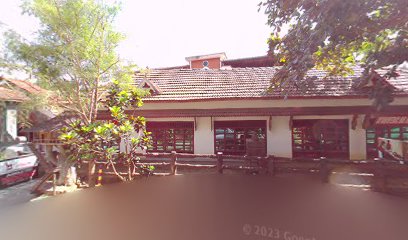 OYO 37022 Wood Pecker