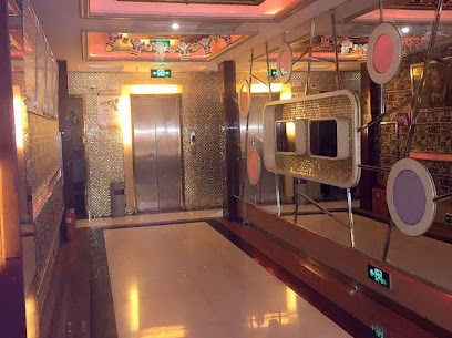 Sunshine Holiday Hotel