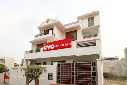 OYO Amrit Inn