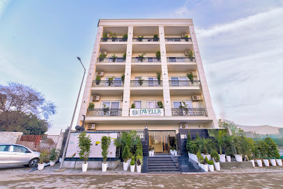 Dwellr Luxury Stays