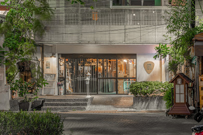 LIGHT HOSTEL