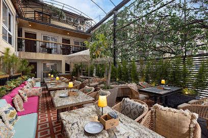 Romeo Lane The Courtyard House