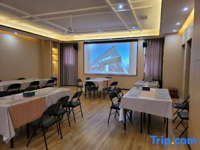 H Hanshen Hotel (Baise Longjing Famous City No.5 Middle School Branch)