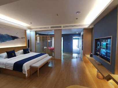 Jianshi Jiulong Minsu Hotel