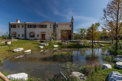 SUNNYLANDS FARM