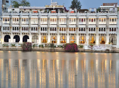Lake Pichola Hotel