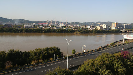 名杨村大酒店