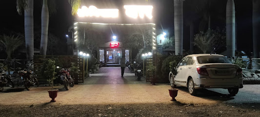 Hotel Shriniwas Bar and Family Garden Restaurant