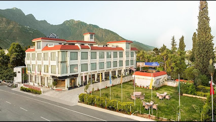 The Vaishnodevi Sarovar Portico Hotel