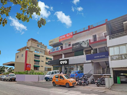 OYO Flagship Hotel The Elite