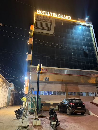 HOTEL THE GRAND