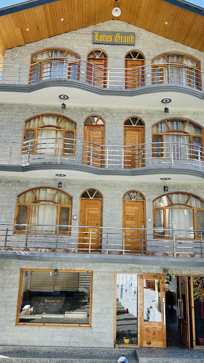 Hotel Lotus Grand Manali