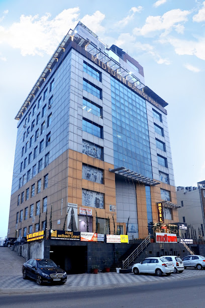 Hotel Midtown Grand , Peer Muchalla. Near Sector 20 Panchkula