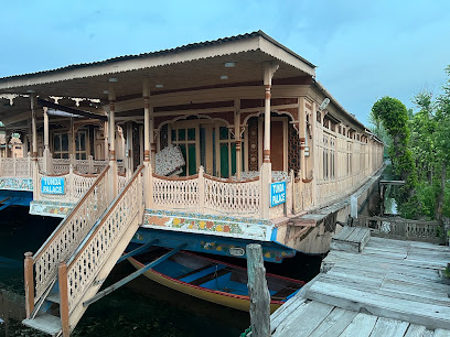 HouseBoat Tunda Palace