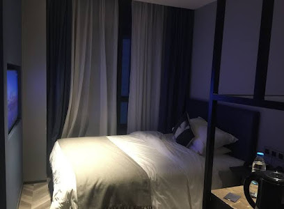Hangzhou Vline Hotel