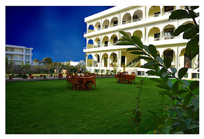 Hotel Ananta palace