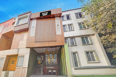 Super Hotel O by OYO Sarnath Stupa Varanasi Formerly Bollywood Guest House