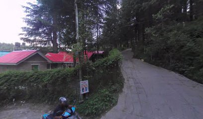 Hotel The Conifer (CAR PARKING)