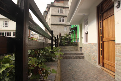 Khambu Khim