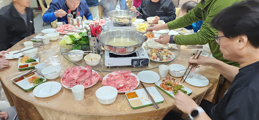 地博园假日酒店（西南门）