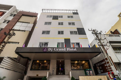 Townhouse by OYO DJ Grand