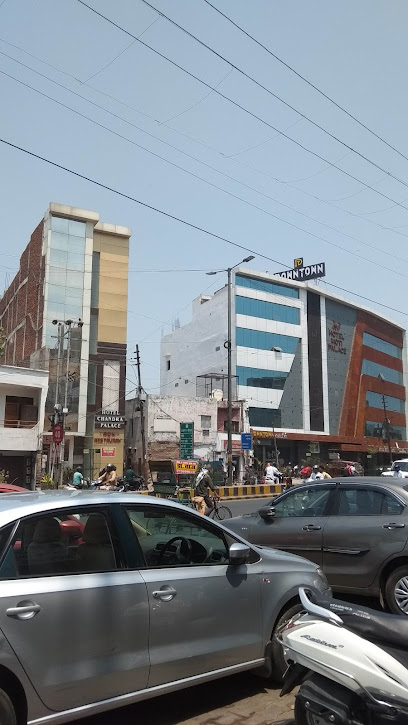 HOTEL CHANDRA PALACE