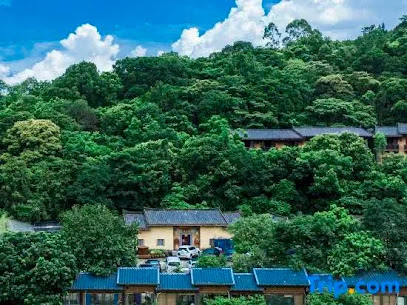 Qingshui Lake Farmhouse