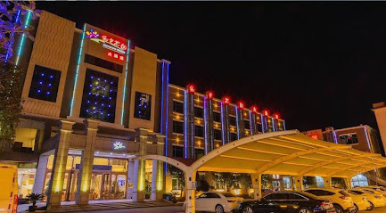 阳光花园大酒店